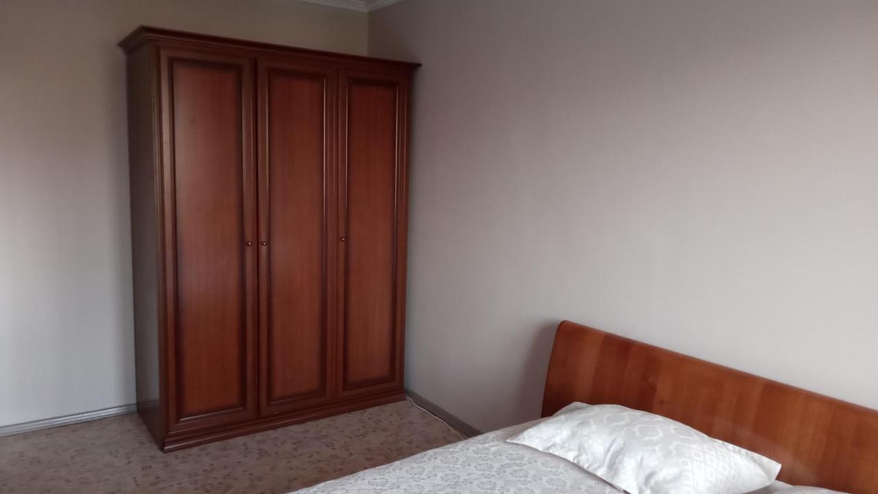 אלמטי Apartment Shevchenko Panfilova מראה חיצוני תמונה