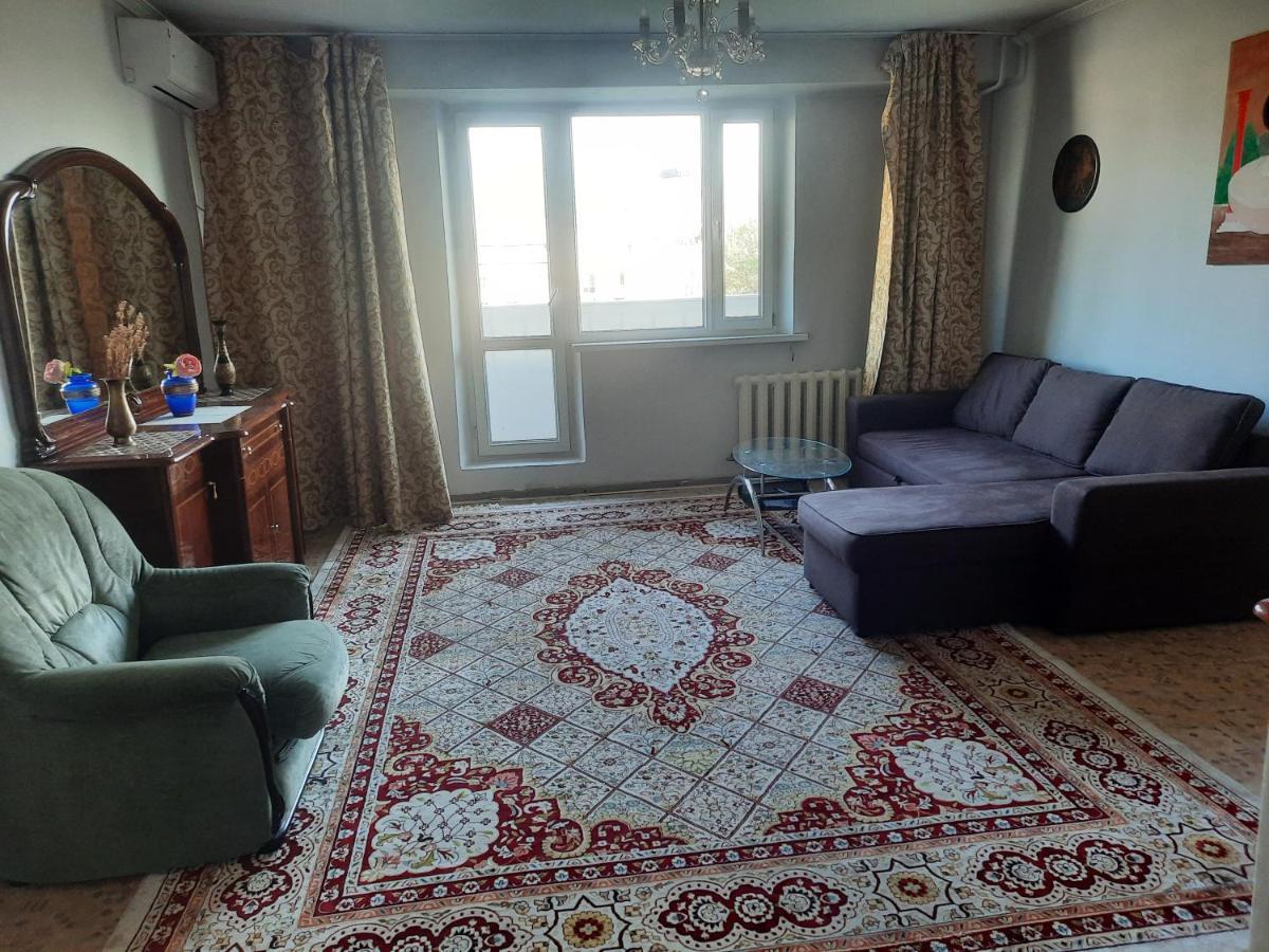 אלמטי Apartment Shevchenko Panfilova מראה חיצוני תמונה